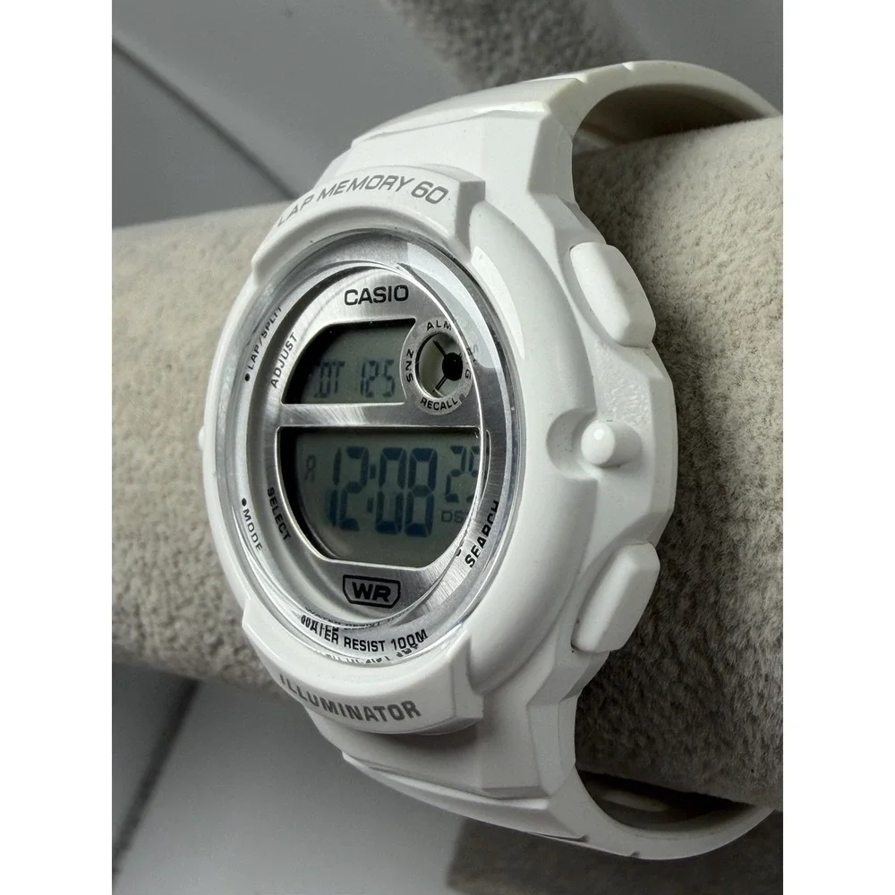Casio LWS-1200H New Battery Ladies Watch 38MM 7.25
